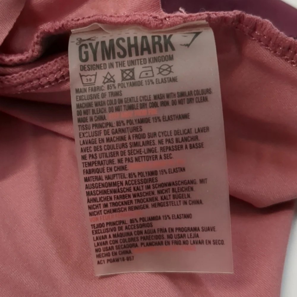 Gymshark Rose and Maroon Workout Set - Picture 5 of 9